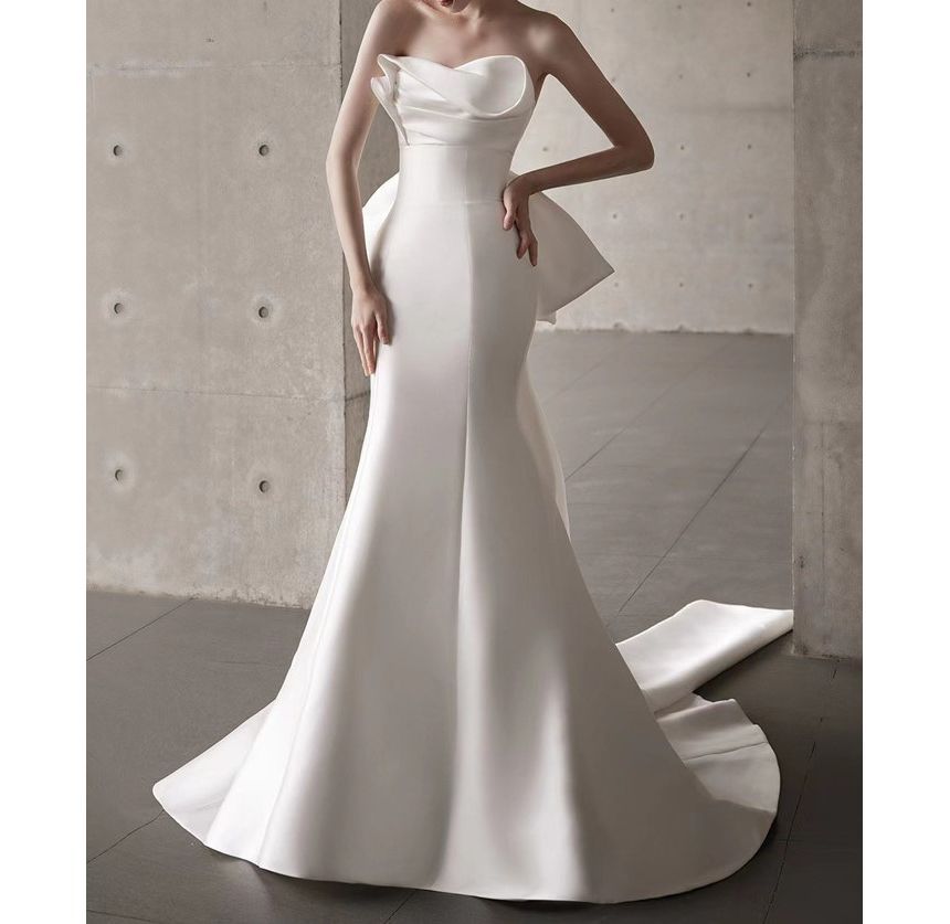 Strapless Bow Mermaid Wedding Gown