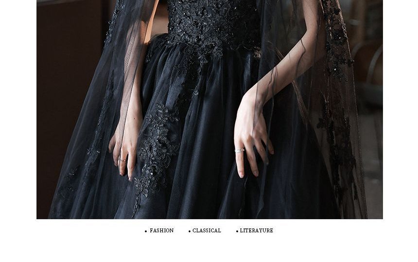 Short-Sleeve Lace Embroidered A-Line Evening Gown