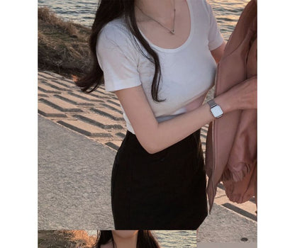 T-shirt court uni à manches courtes