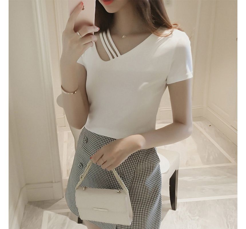Short-Sleeve V-Neck Asymmetrical Plain Strappy Tee