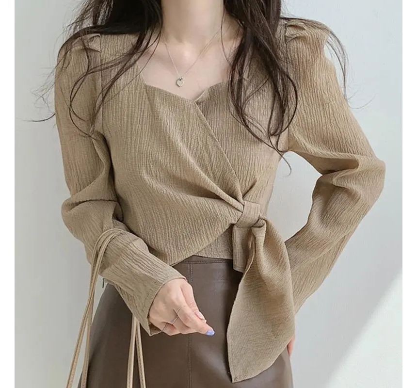 Puff-Sleeve Sweetheart-Neckline Plain Tie-Side Blouse