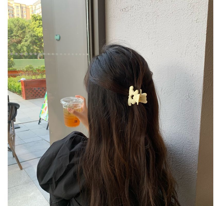 Matte Bear Hair Clamp