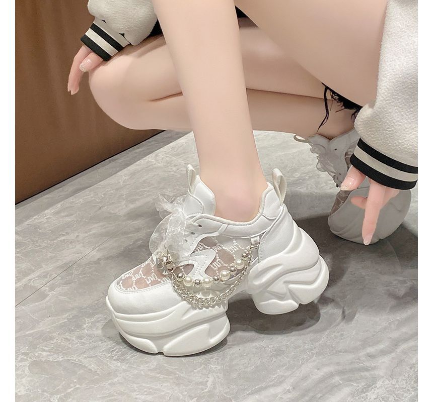 Pattered Faux Pearl Lace Panel Platform Lace-Up Sneakers