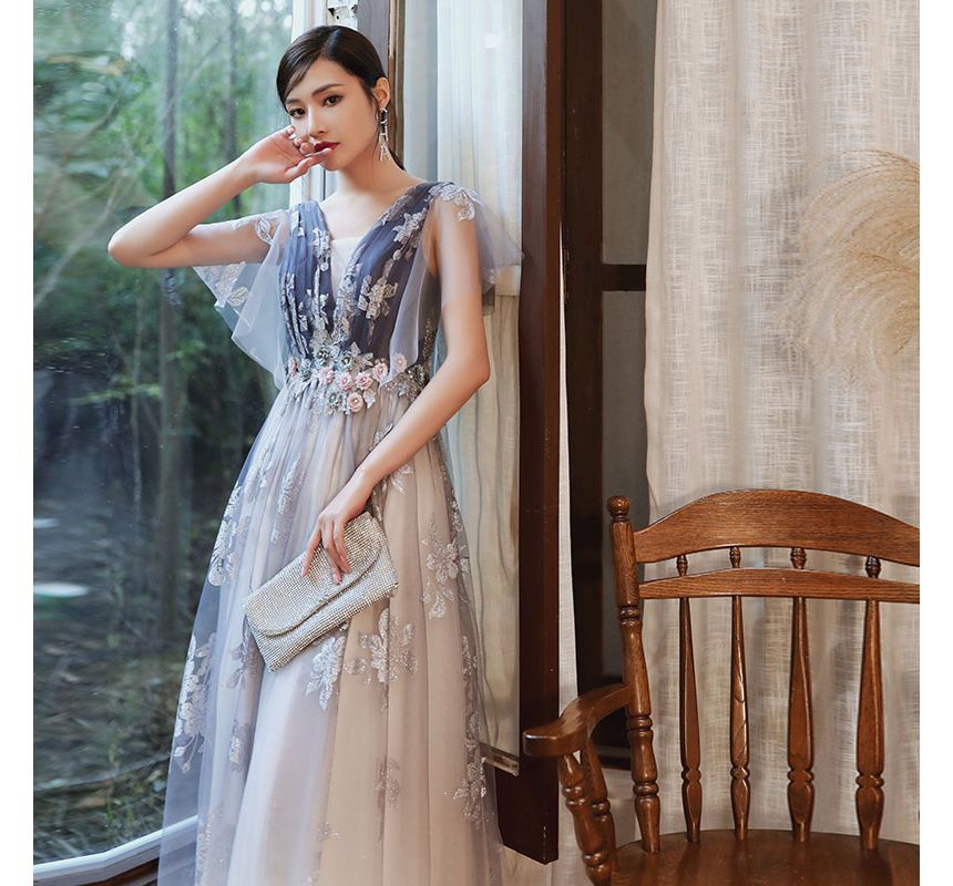 Mesh Sleeveless Evening Gown A-Line V-Neck