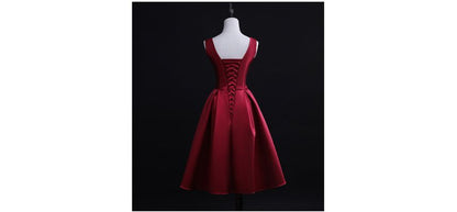 Sleeveless V-Neck Plain A-Line Cocktail Dress