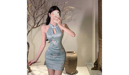 Sleeveless Floral Mini Sheath Qipao
