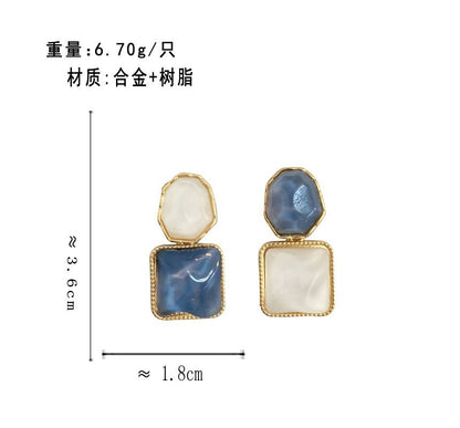 Resin Alloy Dangle Earring