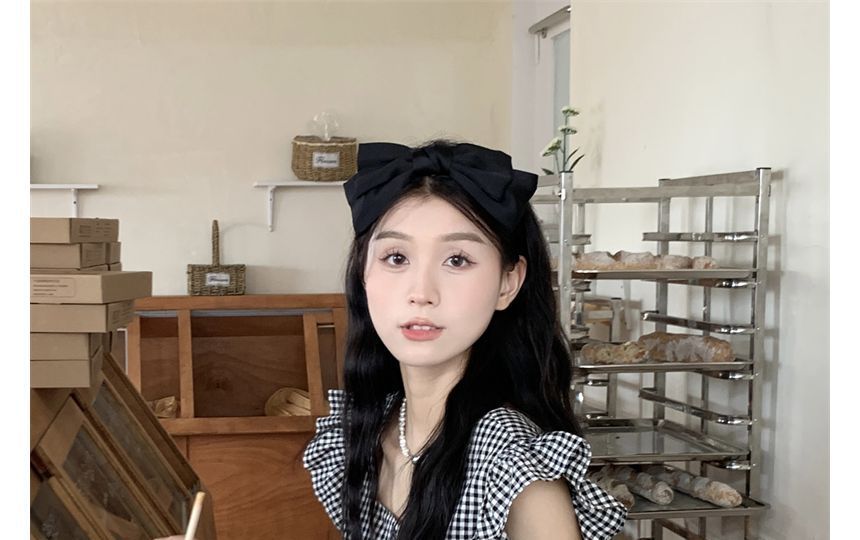 Sleeveless Gingham Ruffle Blouse