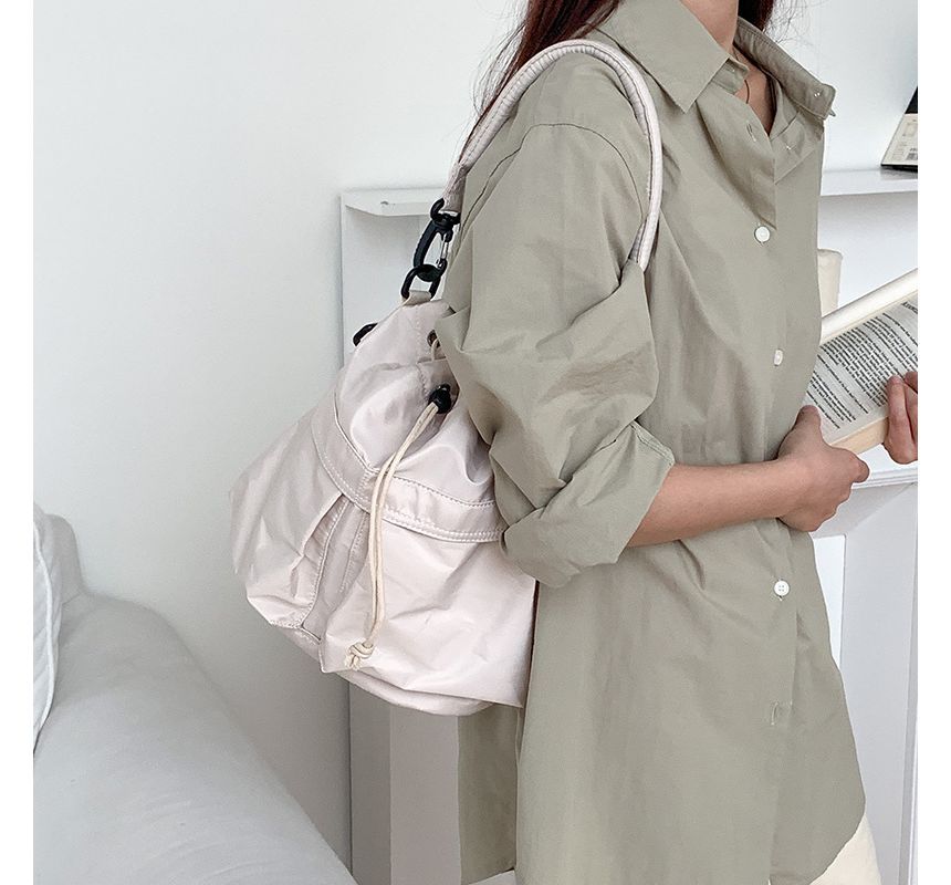 Multi-Pocket Drawstring Nylon Bucket Bag