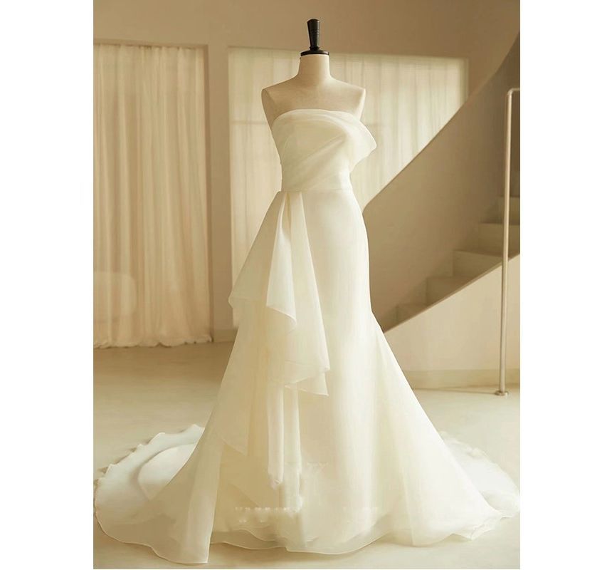 Strapless Ruffled Mermaid Wedding Gown