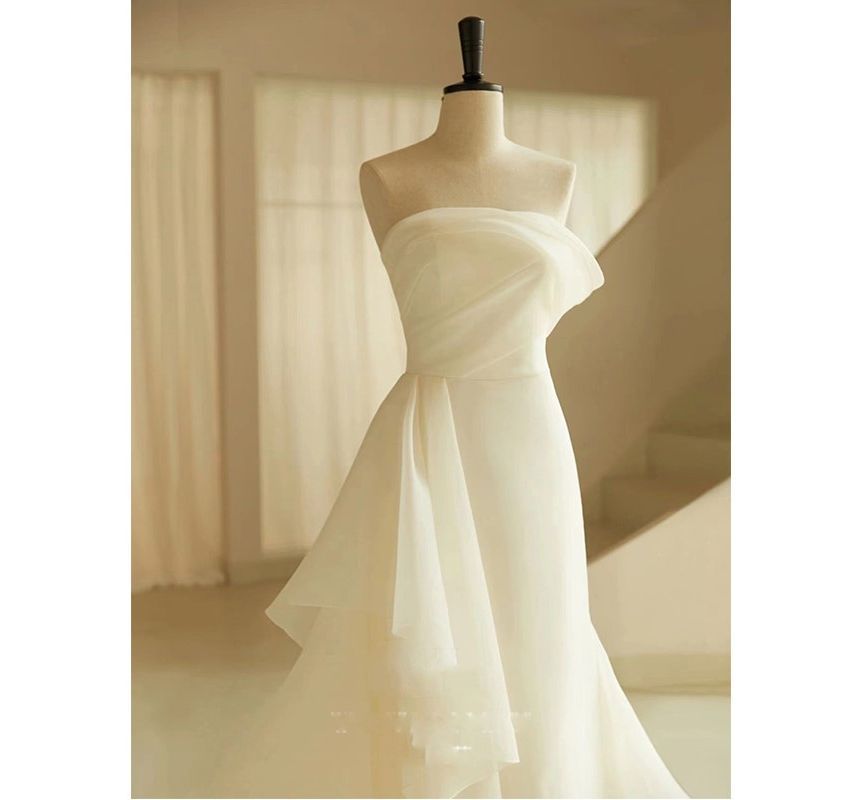 Strapless Ruffled Mermaid Wedding Gown