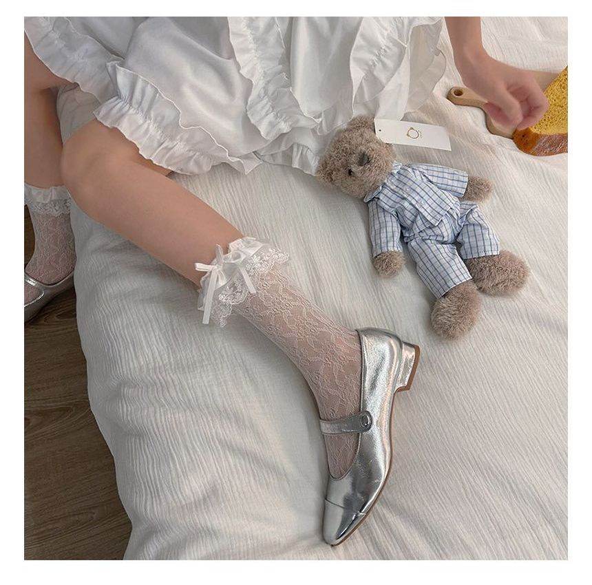 Ruffled Bow Lace Socks