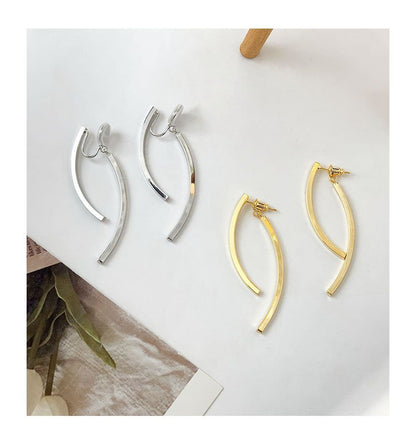 Curve Alloy Fringed Earring
