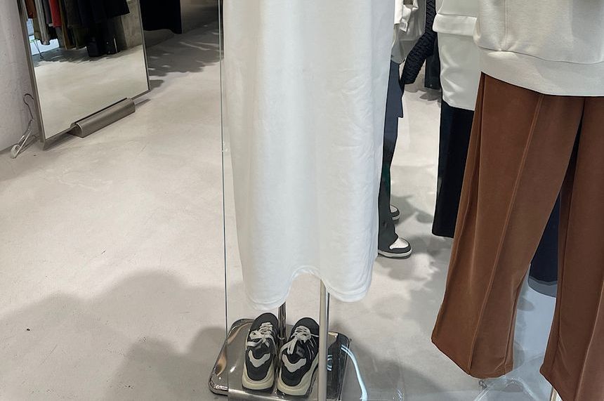 Short-Sleeve Crew Neck Plain Midi T-Shirt Dress