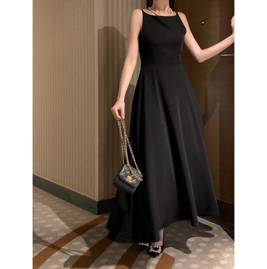 Spaghetti Strap Crew Neck Plain Maxi A-Line Dress