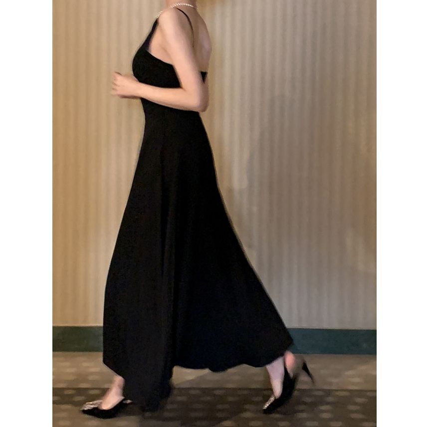 Spaghetti Strap Crew Neck Plain Maxi A-Line Dress