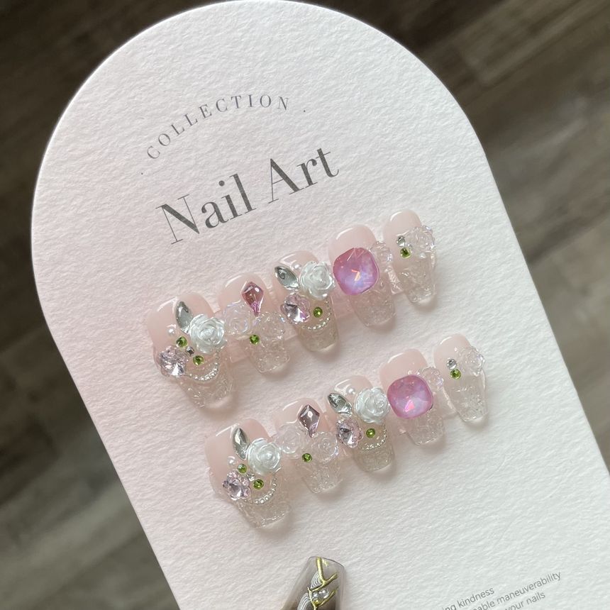 Floral Faux Crystal Faux Nail Tips