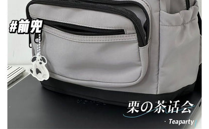 Sac à dos multi-poches avec appliques / Bijou de sac / Ensemble