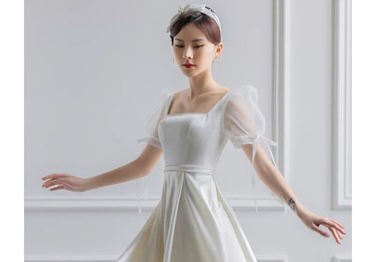 Puff-Sleeve Square Neck Plain A-Line Wedding Gown
