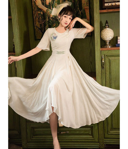 Short-Sleeve Round Neck Butterfly Print Midi A-Line Dress