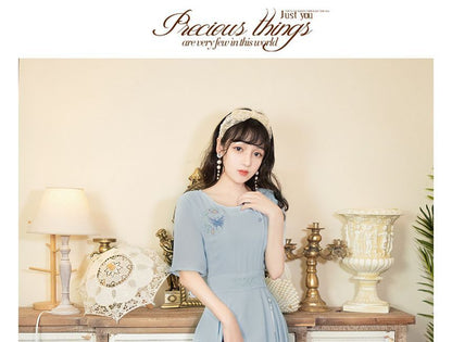 Short-Sleeve Round Neck Butterfly Print Midi A-Line Dress