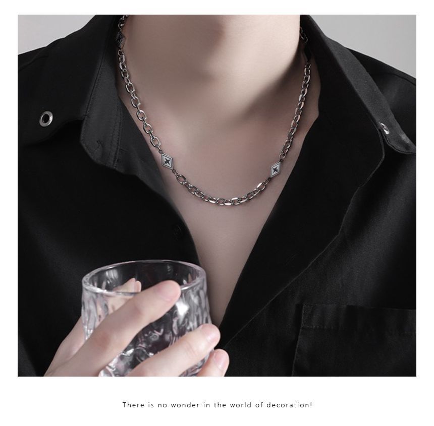 Rhombus Alloy Choker