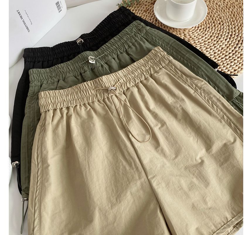 Drawstring Waist Plain Cargo Shorts