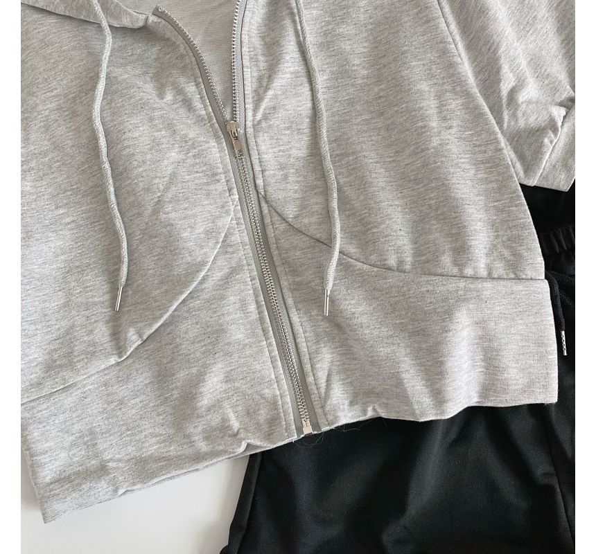 Set: Kurzärmliger Crop-Hoodie mit Reißverschluss + Shorts