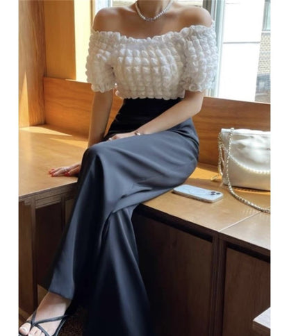 Kurzärmliges, schulterfreies, schlichtes, gerüschtes Oberteil