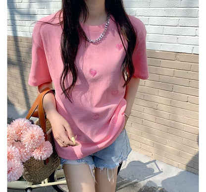 Short-Sleeve Round Neck Heart Embroidered Tee