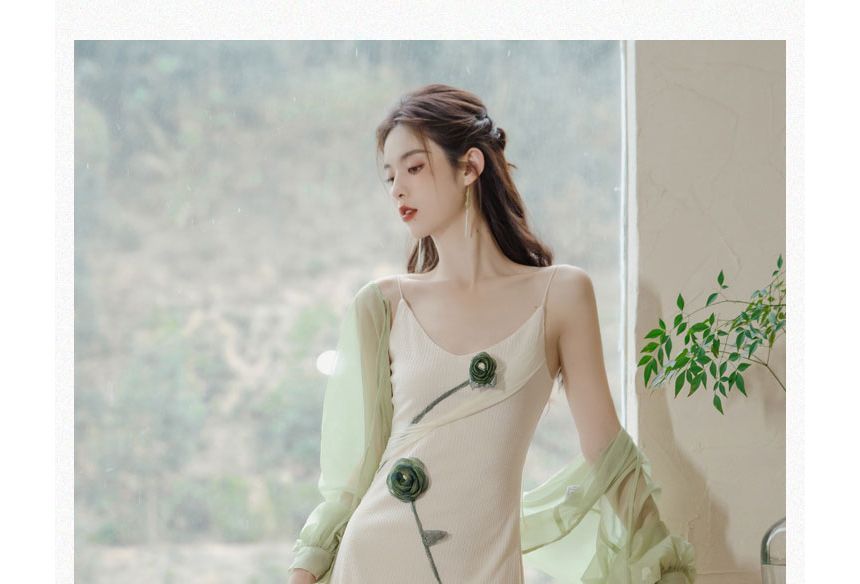 Set: Spaghetti Strap Flower Midi A