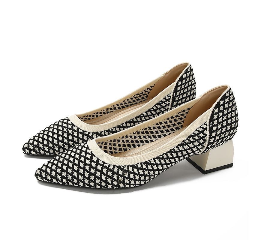 Pointed Patterned Chunky Heel Pumps