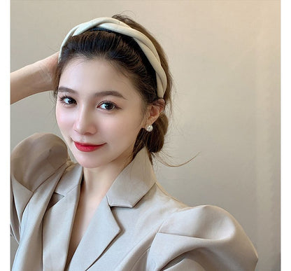 Helical Faux Leather Headband