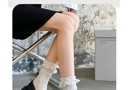 Set Of 3 Pairs: Plain Ruffle Trim Socks