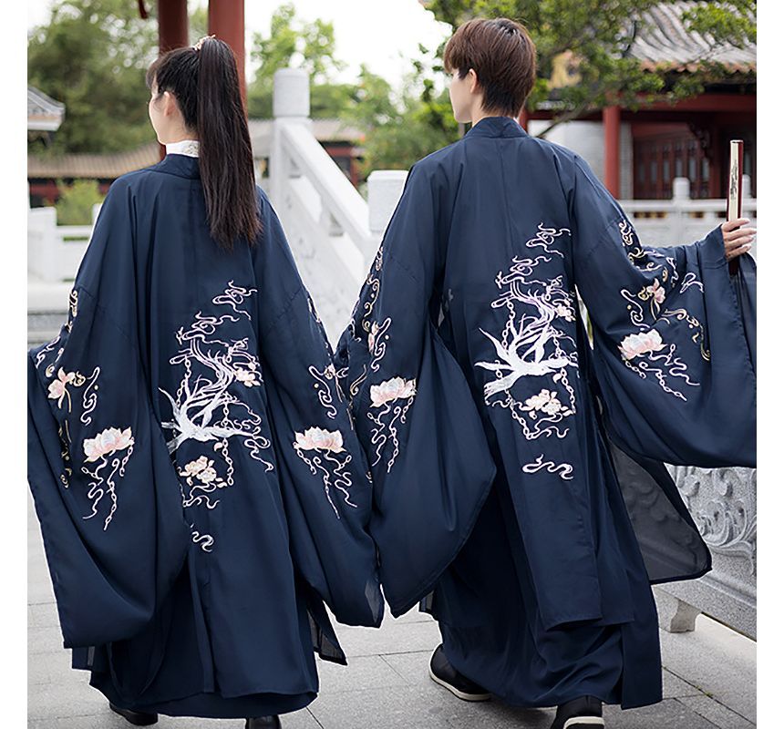 Couple Matching Traditional Chinese Costume Embroidered Cape / Long