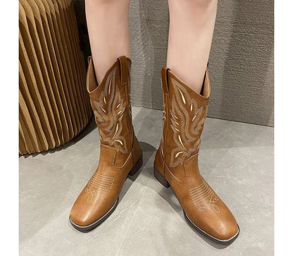 Heel Embroidered Chunky Boots Cowboy