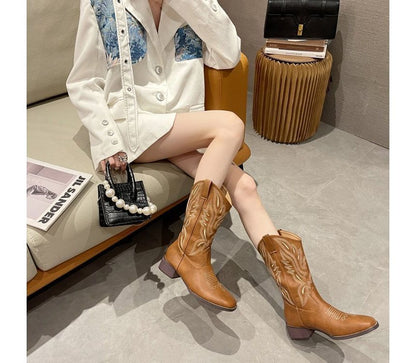 Heel Embroidered Chunky Boots Cowboy