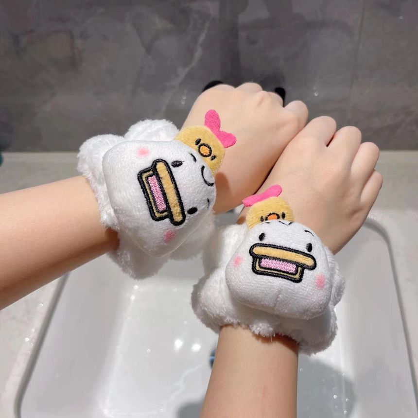 Heart / Pom Pom / Animal Face Wash Wrist Band (various designs)