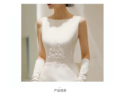 Sleeveless Boat Neck Plain Backless A-Line Wedding Gown