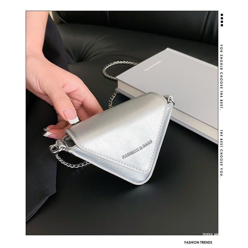 Chain Strap Triangle Crossbody Bag