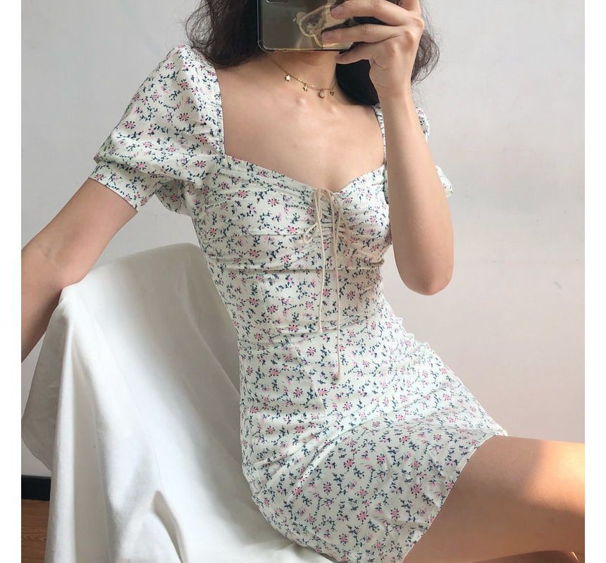 Short-Sleeve Floral Mini Sheath Dress
