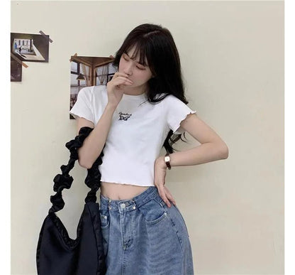 Short-Sleeve Crew Neck Butterfly Embroidered Lettuce Edge Crop T-Shirt