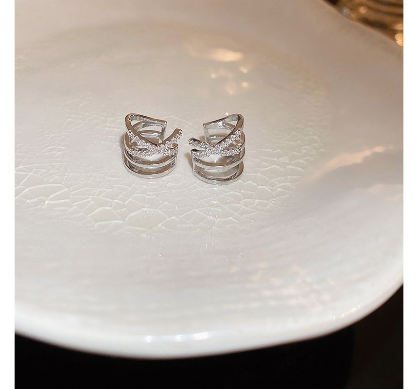 Layered Alloy Cuff Earring