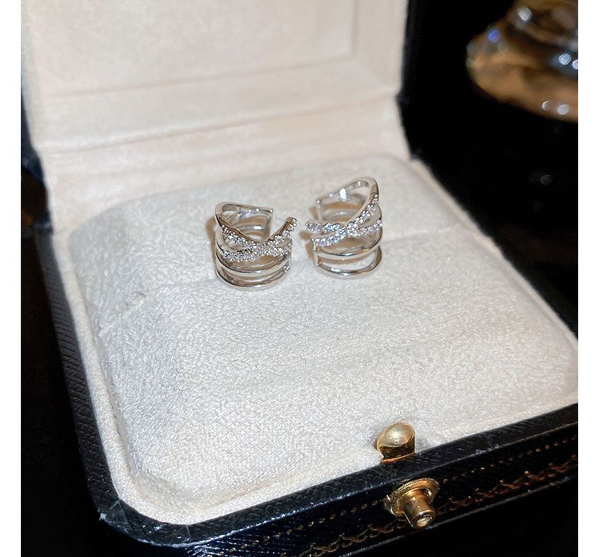 Layered Alloy Cuff Earring