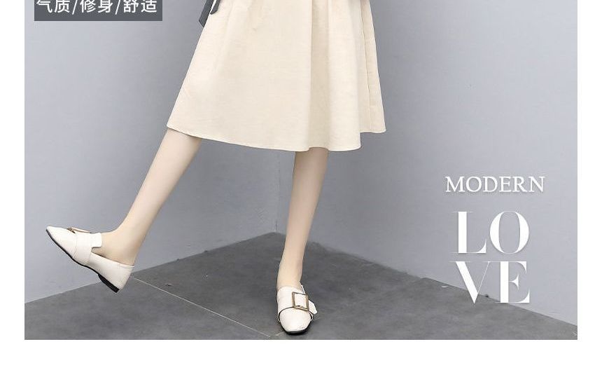 Set: Short-Sleeve Round Neck Plain T-Shirt + Elastic Waist Plain Midi A-Line Skirt