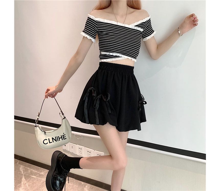 Elastic Waist Plain Bow Shorts