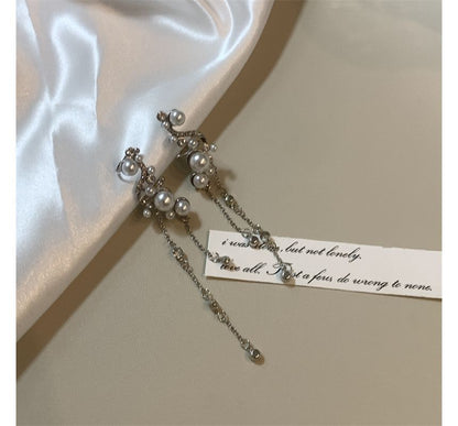 Rhinestone Cuff Fringe Ear Faux Pearl