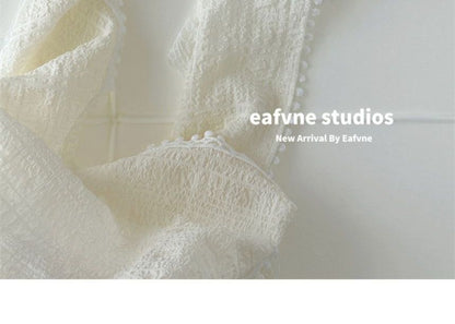 Trim Lace Headkerchief