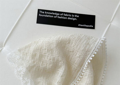 Trim Lace Headkerchief