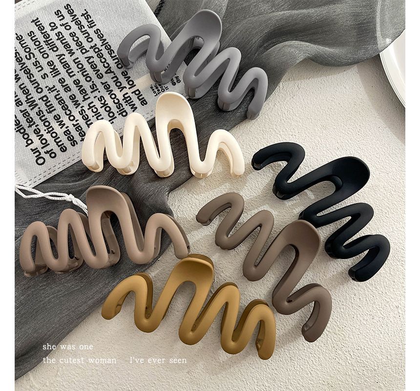 Matte Acrylic Hair Clamp